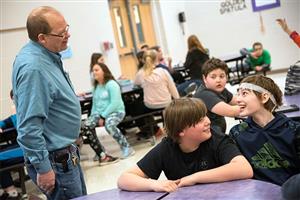 Ed Barnes speaks with students 